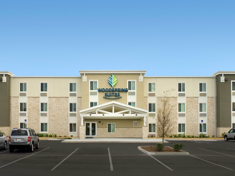 Woodspring Suites Orlando Airport Fl 1934 Mc Coy Rd 32809 Hotel 1 Of 39