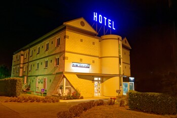 tarifs reservation hotels Hotel Le Manoir