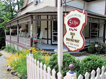 5 Ojo Inn Bed and Breakfast in Eureka Springs, Arkansas