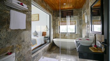 Pokój z 2 pojedynczymi łóżkami typu Superior, balkon