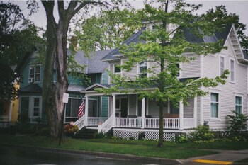 Hotels Near Traverse City Rouydadnews Info Family Friendly Hotels Near Traverse City Beach In