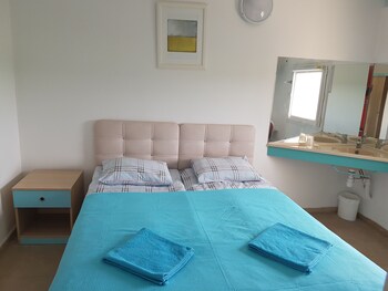 tarifs reservation hotels Hôtel Holiday