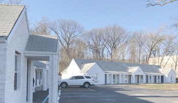 Ramsey Inn & Suites in Ramsey, New Jersey