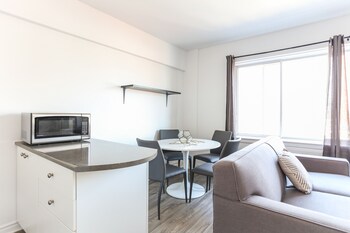 Modern Studio in Downtown MTL by Sonder
