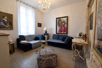 tarifs reservation hotels Peyron - Les Maisons de Vincent