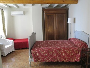 tarifs reservation hotels St Jacques - Les Maisons de Vincent
