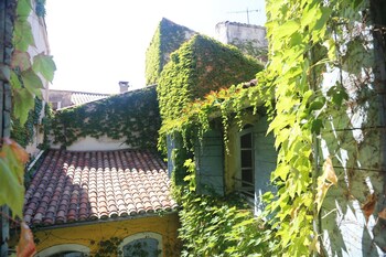 tarifs reservation hotels La Résidence - Arles