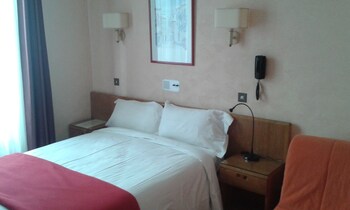 tarifs reservation hotels Crystal Hotel