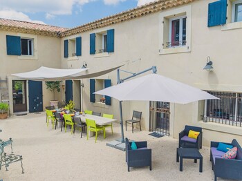 tarifs reservation hotels Maison Sadina