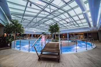 V Spa & Conference Hotel