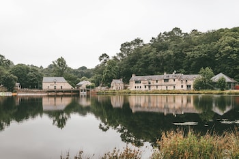 tarifs reservation hotels Terres de France - Domaine du Moulin Neuf