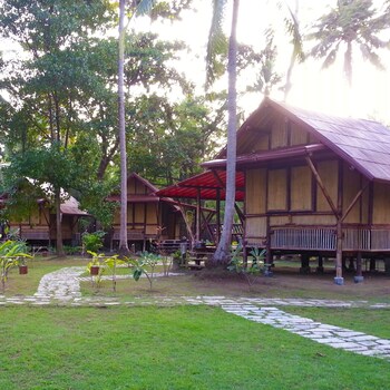 Garden View Bamboo Cottage