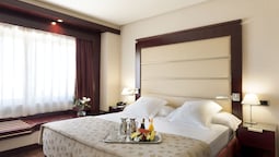 Hotel Andalucia Center