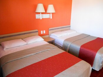 Motel 6 Greenville, TX in Greenville, Texas