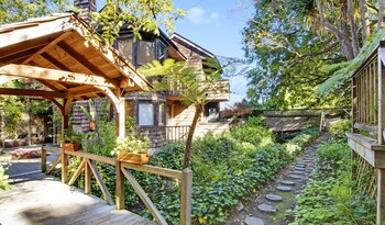 Babbling Brook Inn Babbling Brook Inn