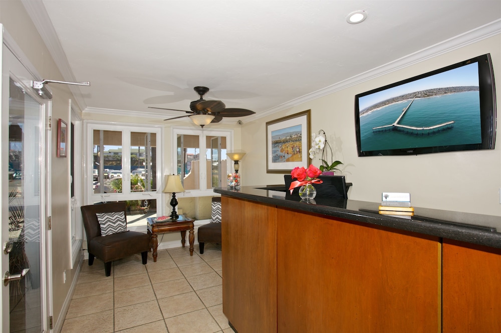 Ocean Beach Hotel San Go Ca 5080 Newport 92107 Hotel Interior 20 Of 64