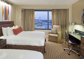Deluxe Room, 2 Double Beds, Accessible, Bathtub (Hearing)
