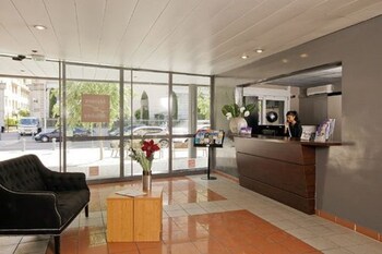 tarifs reservation hotels Séjours et Affaires Aix en Provence Mirabeau