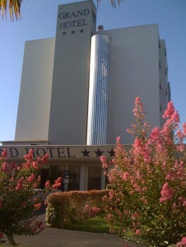 Le Grand Hotel Le Grand Hotel