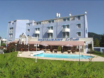 tarifs reservation hotels The Originals City, Hôtel du Faucigny,Cluses Ouest