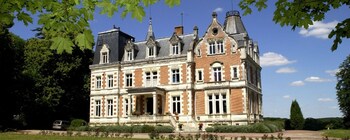 tarifs reservation hotels Château de l'Aubrière