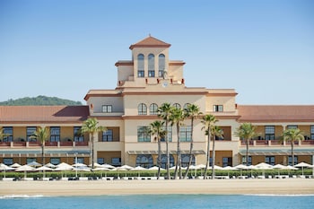 Le Meridien Ra Beach Hotel & Spa Le Meridien Ra Beach Hotel & Spa