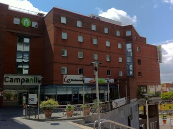 tarifs reservation hotels Campanile Saint Quentin en Yvelines