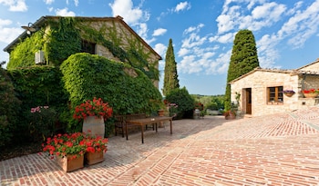 Il Borgo di Vescine Il Borgo di Vescine