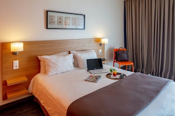 tarifs reservation hotels Mona Lisa Val'Hôtel
