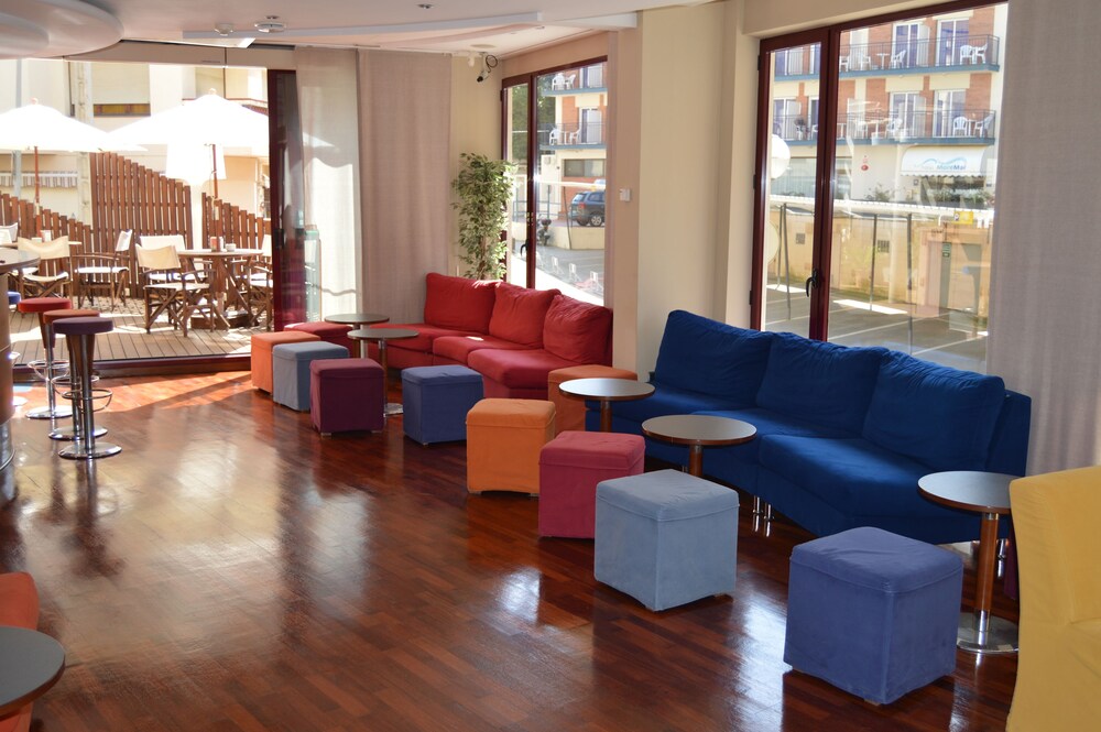 Acacias Hotel Suites Spa Lloret De Mar Price Address Reviews Acacias Hotel Suites Spa Lloret De Mar Price Address Reviews