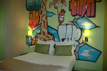 tarifs reservation hotels The Originals Boutique, Hôtel de l'Univers, Montluçon (Inter-Hotel)