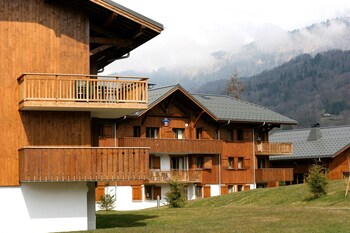 Résidence Lagrange Vacances Les Fermes de Samoëns Résidence Lagrange Vacances Les Fermes de Samoëns