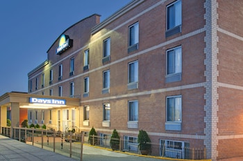 Days Inn by Wyndham Jamaica / JFK Airport in Jamaica, New York