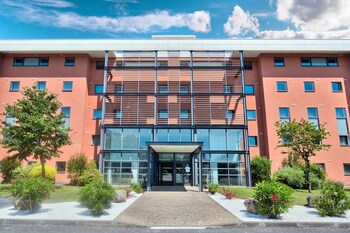 Zenitude Hôtel-Résidences Bordeaux Aéroport Mérignac Zenitude Hôtel-Résidences Bordeaux Aéroport Mérignac