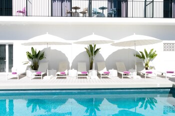 The Purple Hotel by Ibiza Feeling - Caters to Gays - Adults only The Purple Hotel by Ibiza Feeling - Caters to Gays - Adults only
