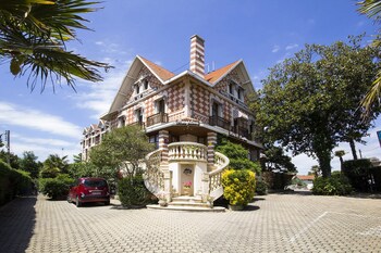 tarifs reservation hotels Hotel Le Dauphin
