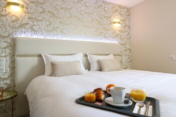tarifs reservation hotels Hôtel l’Ortega Rennes Aéroport