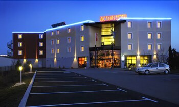 tarifs reservation hotels The Originals Boutique, Actuel Hôtel, Saint-Etienne Aéroport (Qualys-Hotel)