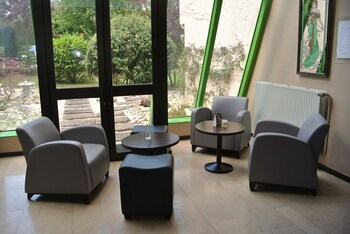 tarifs reservation hotels The Originals City, Hôtel Castel Burgond, Dijon Ouest (Inter-Hotel)