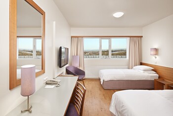 Twin Guest Room