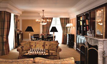 Apartament typu Club Suite, 1 sypialnia, dostęp do salonu biznesowego