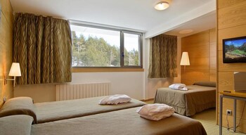 Pokój rodzinny (2 adults and 2 infants)