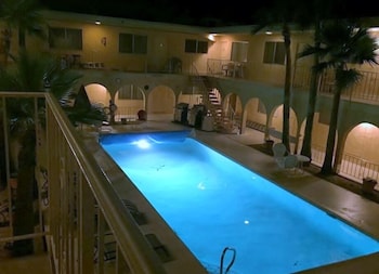 Hidden Palms Resort and Condominiums Hidden Palms Resort and Condominiums