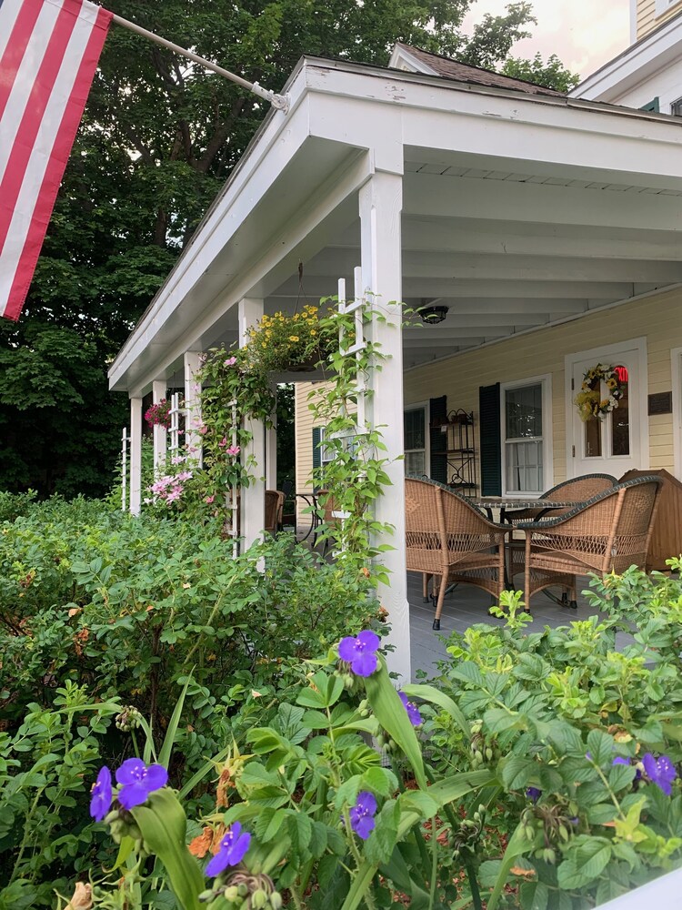 Old Orchard Beach Inn York Price Address Reviews Old Orchard Beach Inn York Price