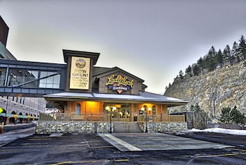 Hotels Near Echo Mountain Park In Idaho Springs From 119 Night Lady Luck Hotel Black Hawk
