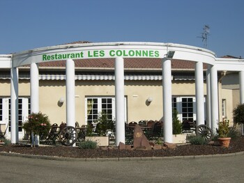 tarifs reservation hotels Hôtel Les Colonnes