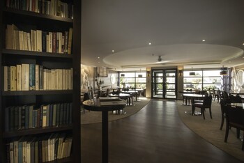 tarifs reservation hotels The Originals Boutique, Hôtel Reims-Tinqueux