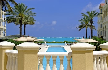 The Somerset on Grace Bay