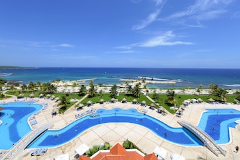 Grand Bahia Principe Jamaica - All Inclusive Grand Bahia Principe Jamaica - All Inclusive