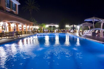 Hotel Les Rotes Hotel Les Rotes
